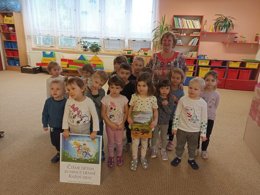 Celé Česko čte dětem
