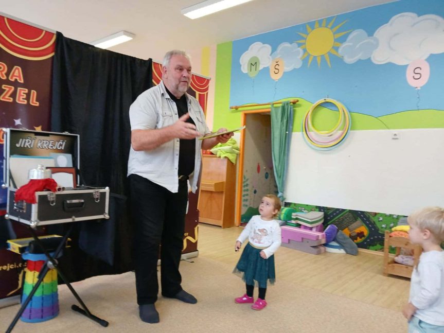 Kouzelné dopoledne s kouzelníkem