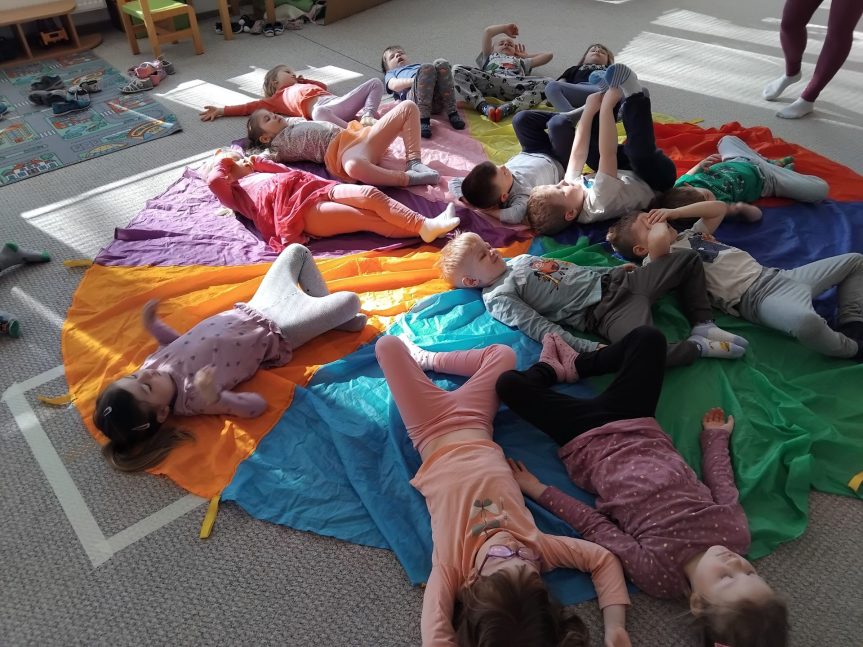 Cvičíme s jarem – velikonoční jóga